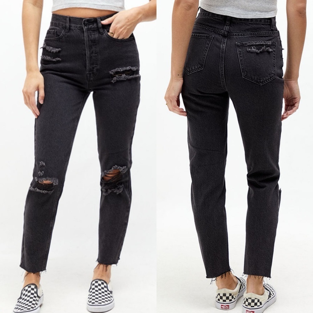 NWOT Pacsun Ultra High Rise Slim Jeans Black Distressed Size 26 Waist